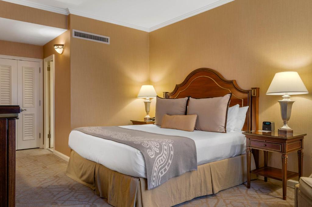 Omni Royal Orleans Hotel - Premier King Room