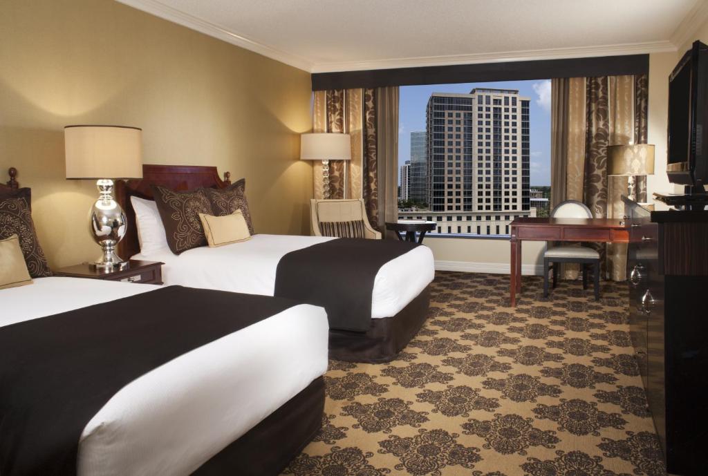 Omni Houston Hotel - 