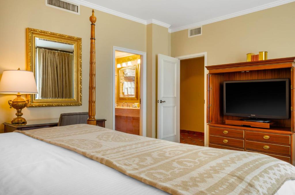 Omni Royal Orleans Hotel - 
