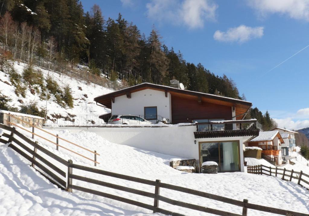 Haus Tälerblick semasa musim sejuk