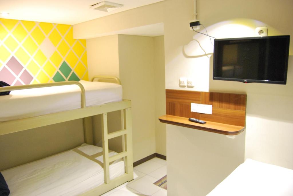 TV a/nebo společenská místnost v ubytování Subwow Hostel