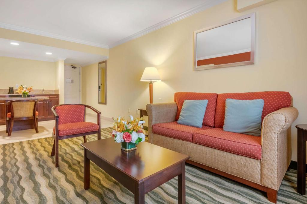 Best Western Plus Palm Beach Gardens Hotel & Suites and Conference Ct - 1ベッドルームスイート