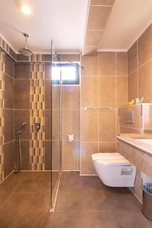 Koupelna v ubytování Bahar Hotels
