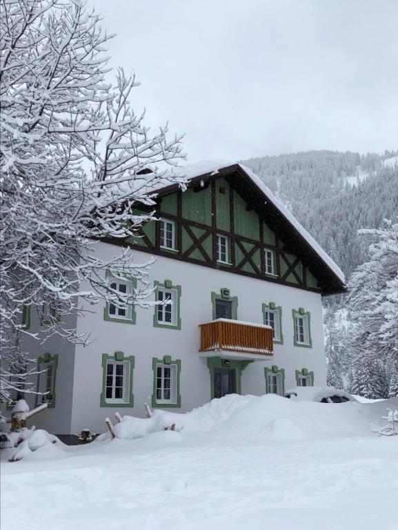 De nussi's chalet 3 v zime