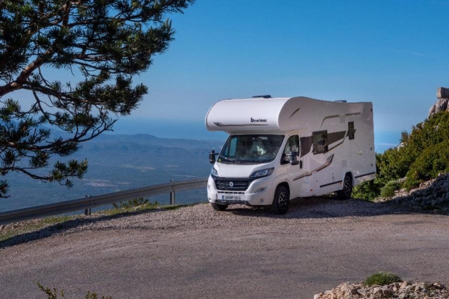 Aneto Caravaning Renting - Sport 323, Anciles – Precios ...