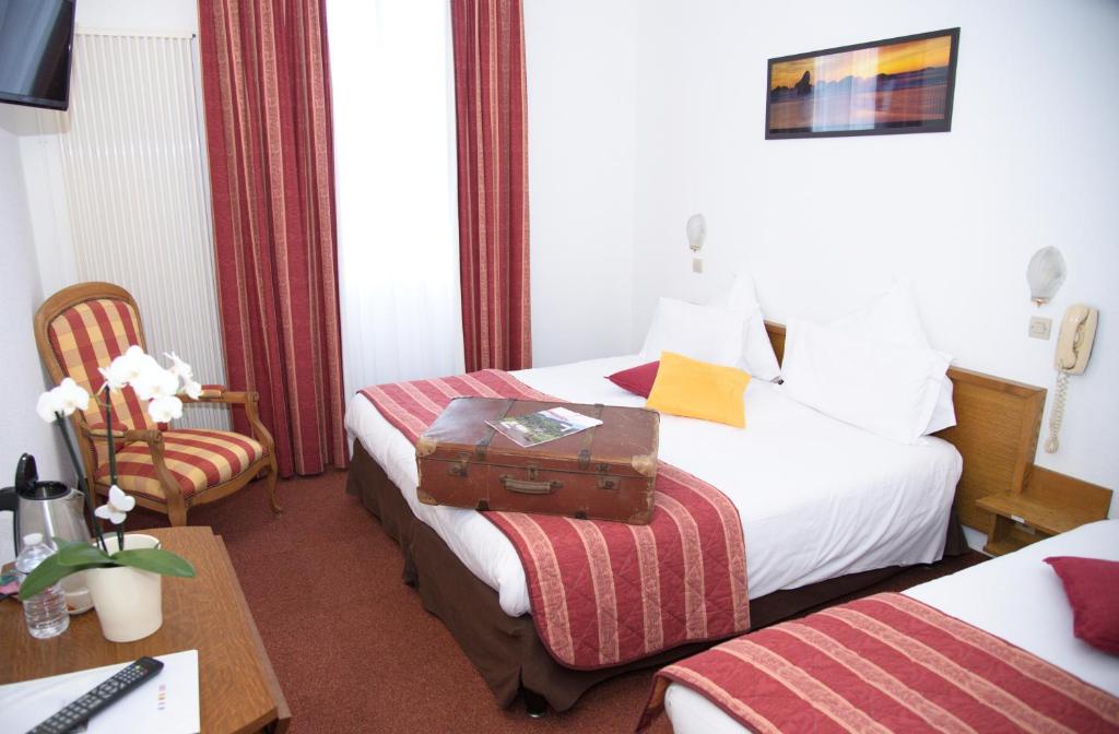 Postel nebo postele na pokoji v ubytování Hôtel Deybach