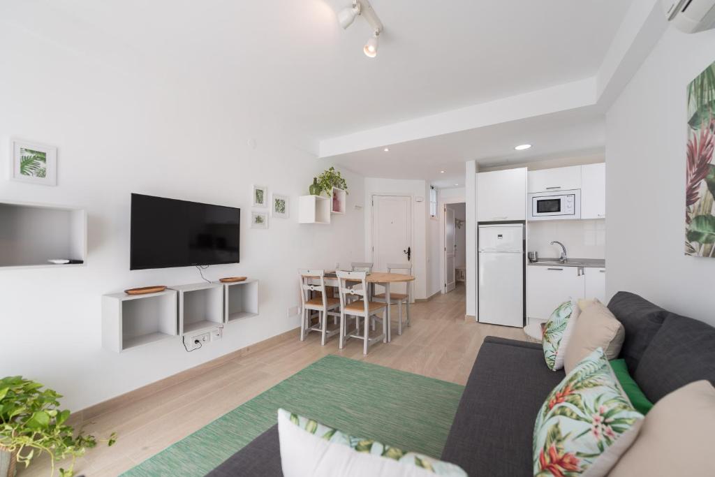 Apartment LW Adelfas 8, San Agustin, Spain - Booking.com