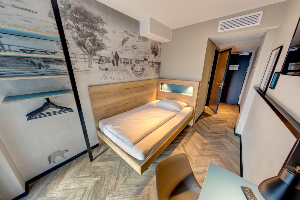 
Standard Single Room
