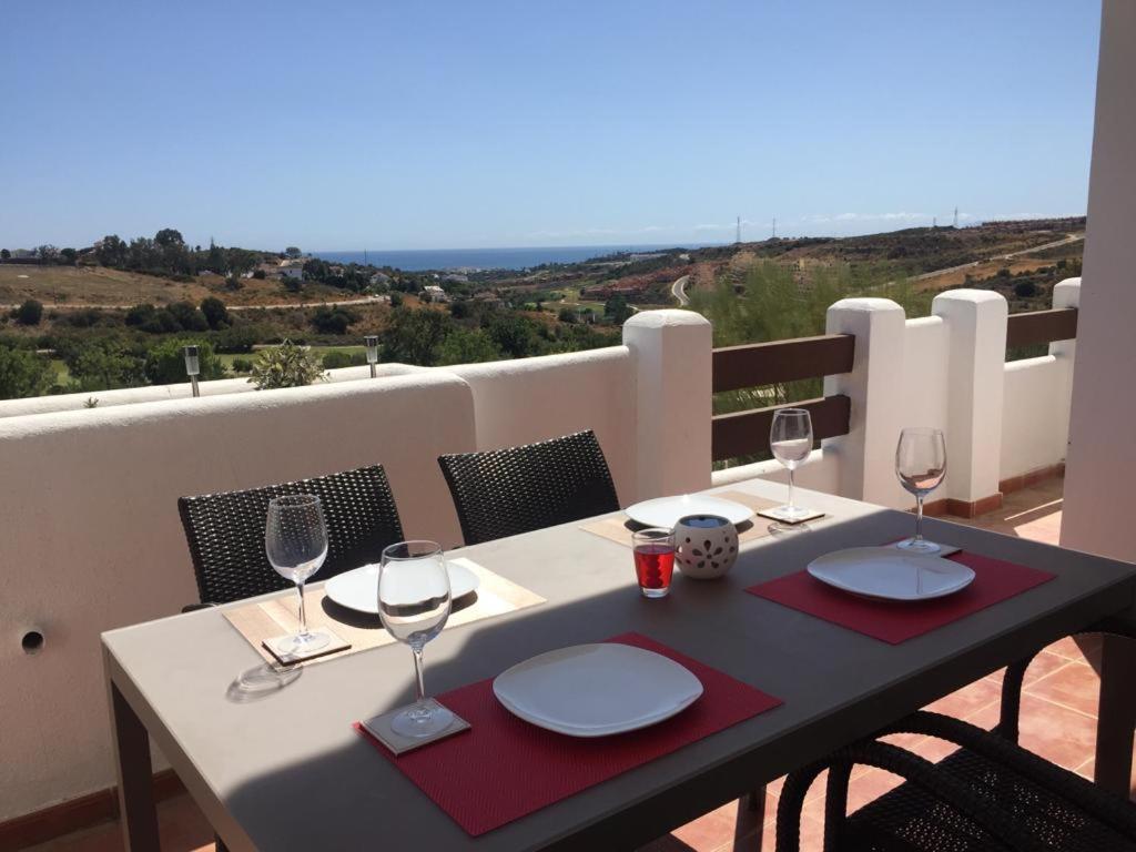 Beautiful frontline golf apartment, Estepona, Spain - Booking.com