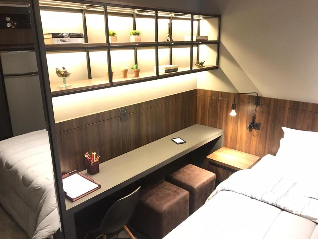  Apartamento super bem decorado em frente ao shopping