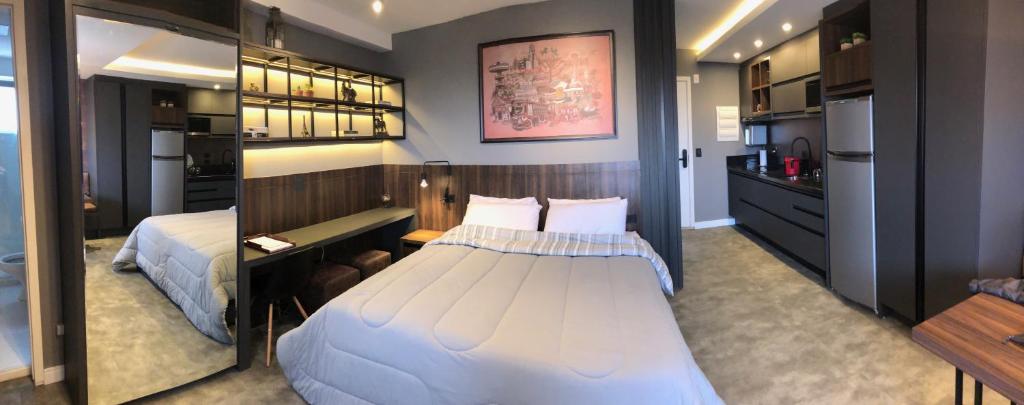  Apartamento super bem decorado em frente ao shopping