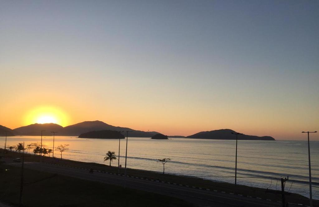  AP LOFT DE FRENTE COM A PRAIA