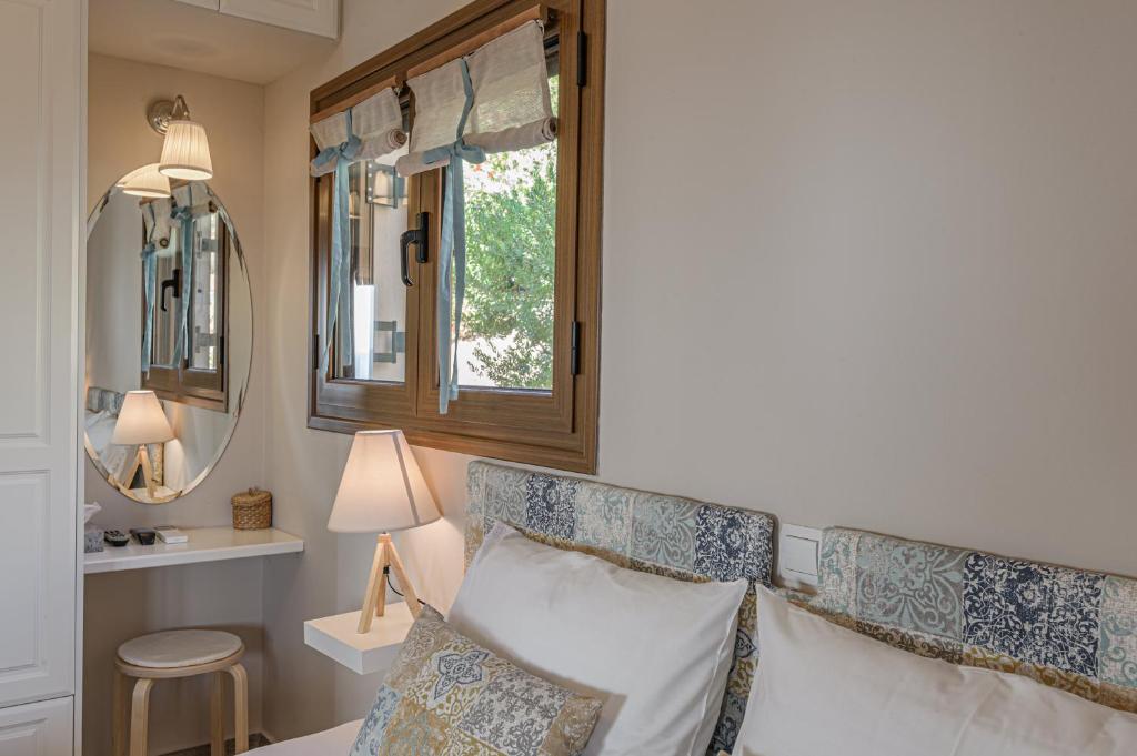 Posezení v ubytování Paralio Astros Beachfront Suites