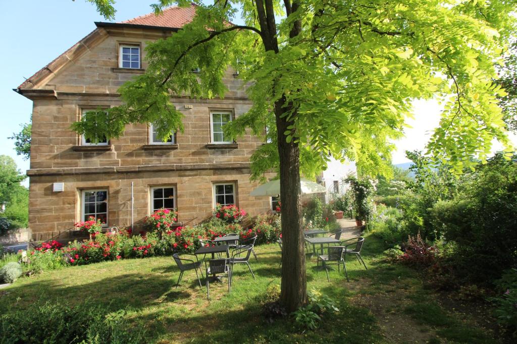 Zahrada ubytování Hotel-Gasthof Opel