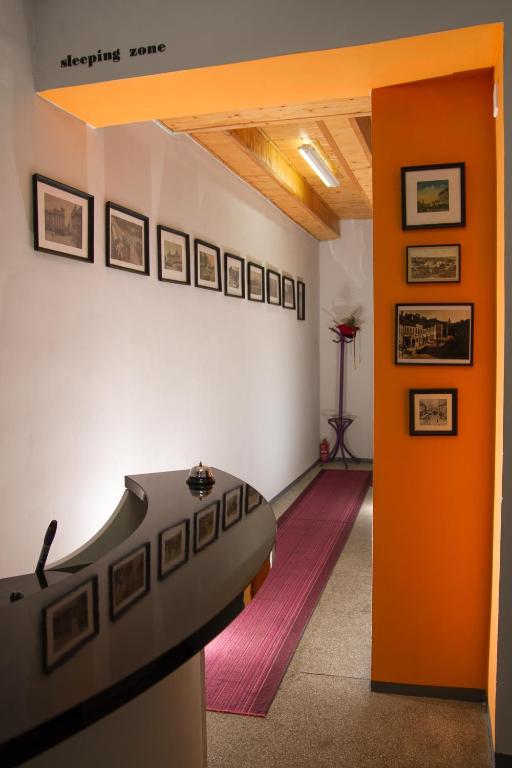 Posezení v ubytování 3 Bros' Hostel Cieszyn