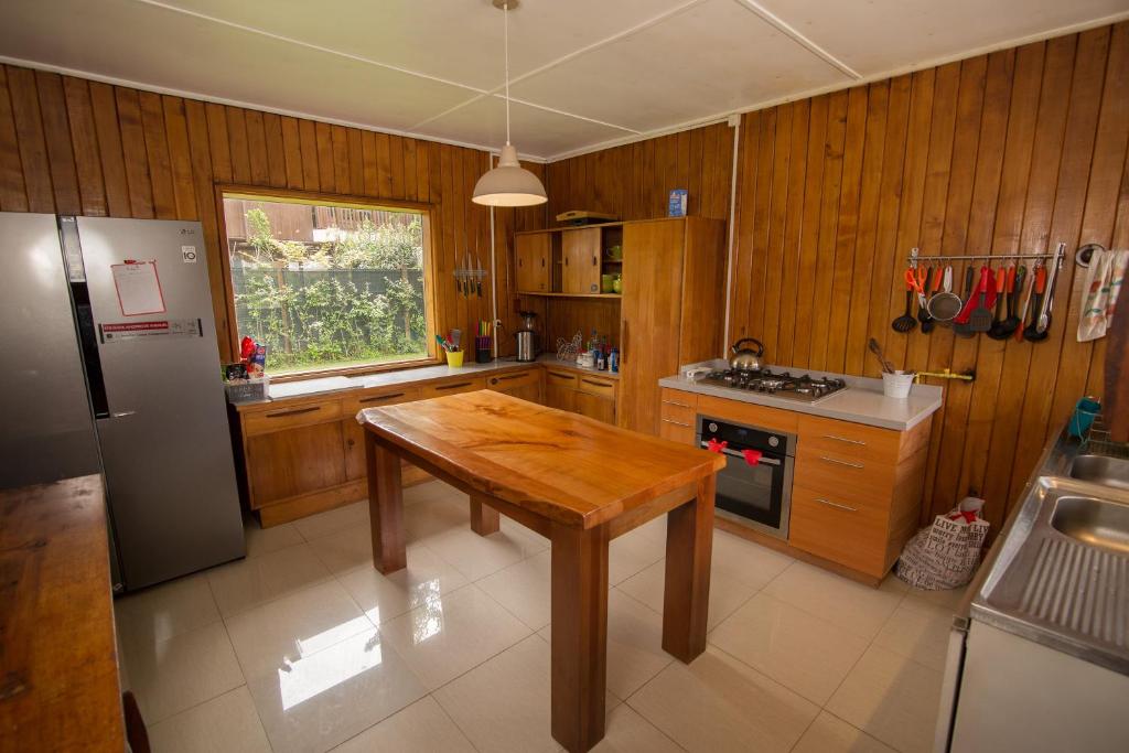 A cozinha ou kitchenette de Lucky's Hostel
