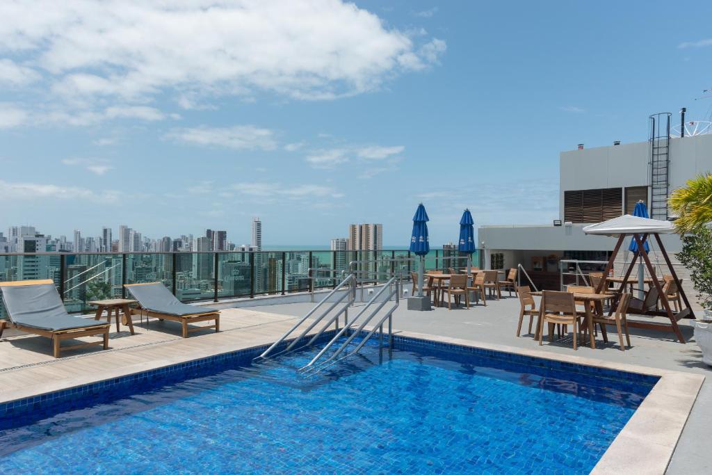  RMD906 Maravilhoso flat na praia de Boa Viagem