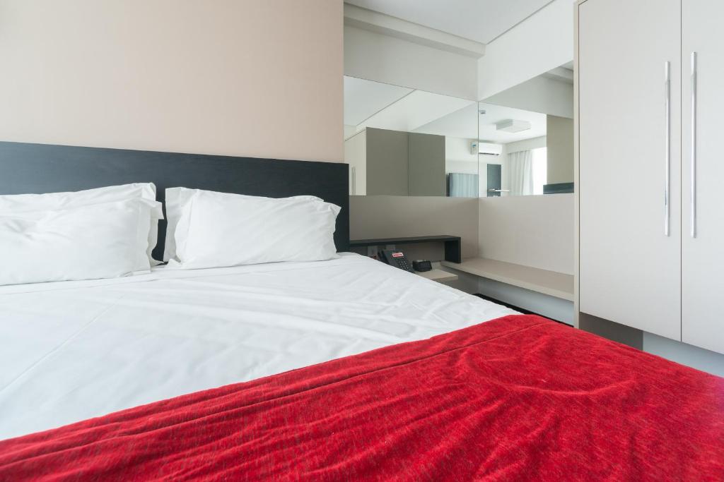  RMD906 Maravilhoso flat na praia de Boa Viagem