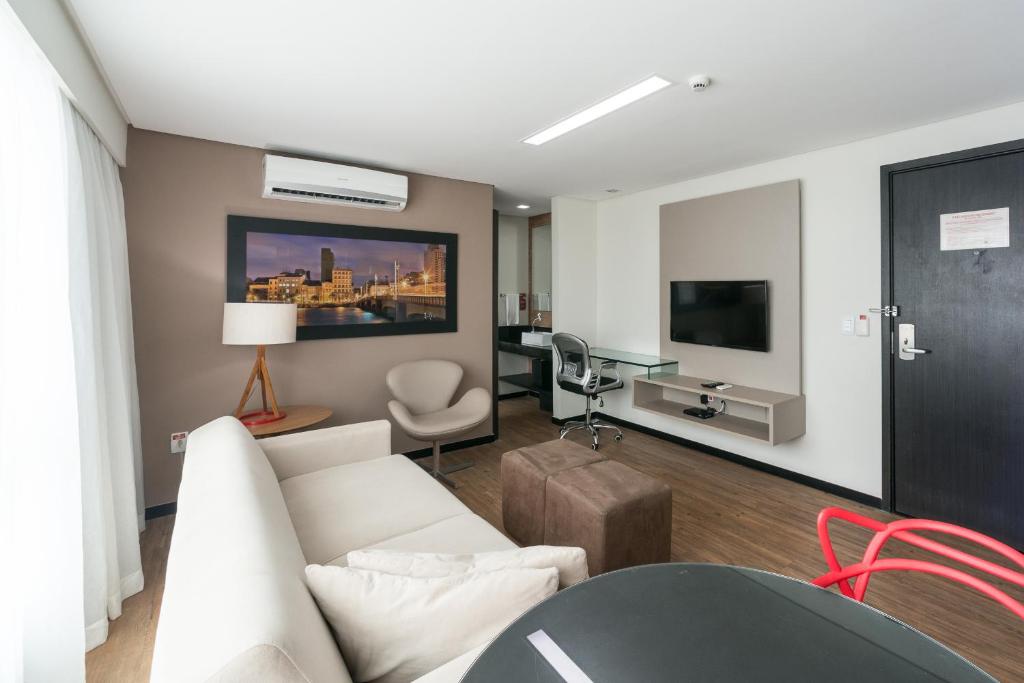  RMD906 Maravilhoso flat na praia de Boa Viagem