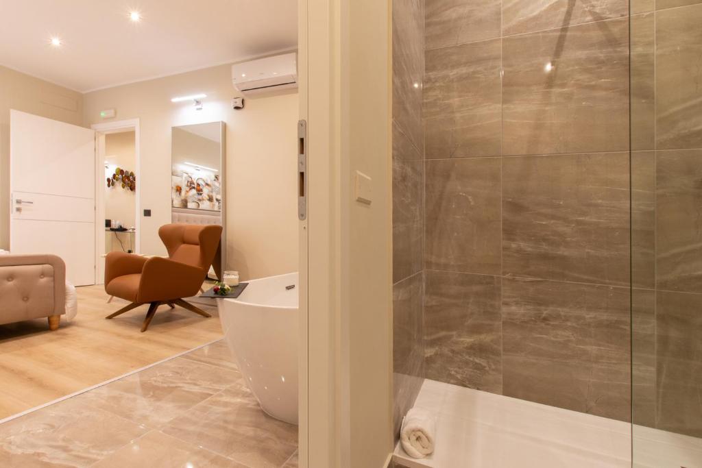 A bathroom at Prati 25.7 Suites in Rome