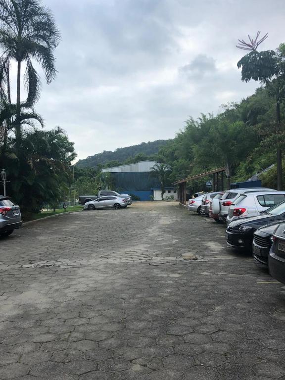  Wembley Tenis Ubatuba