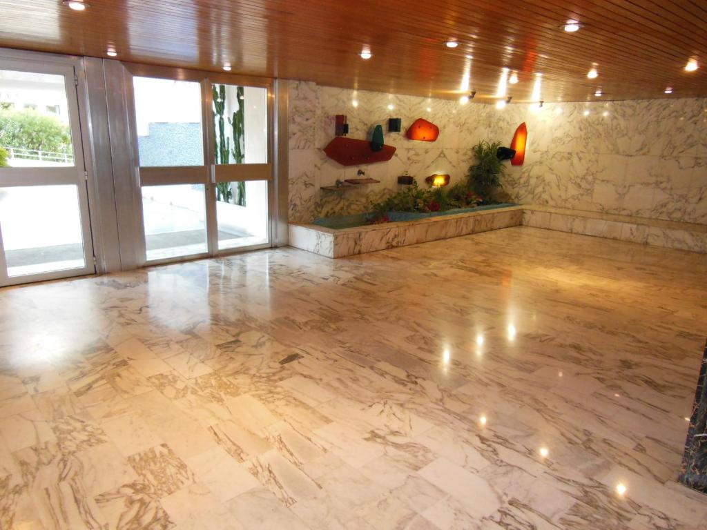 4 bedroom 3 bathrooms sea view Forville Apartment5 mins from the Palais Parking - Apartment Mit Zwei Schlafzimmern
