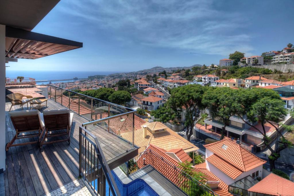 Number 15 Ocean & City View Villas - 14