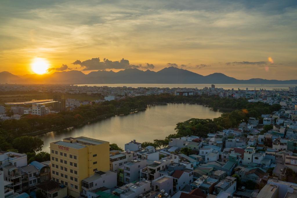 Studio Nhìn Ra Cảnh Thành Phố