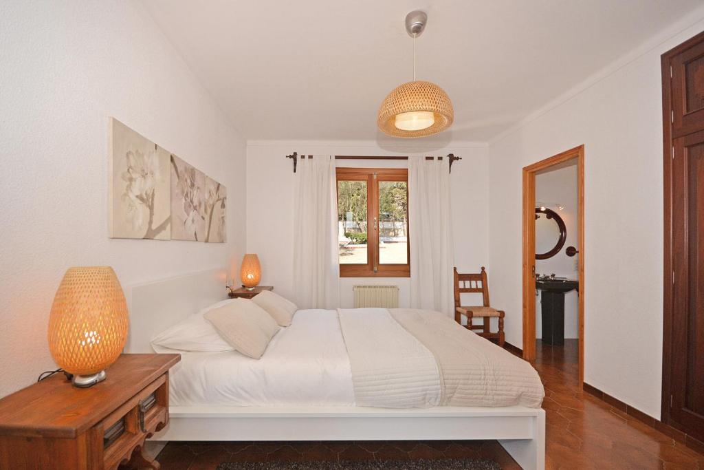 Postel nebo postele na pokoji v ubytování Villa Marinero - Can Torrens