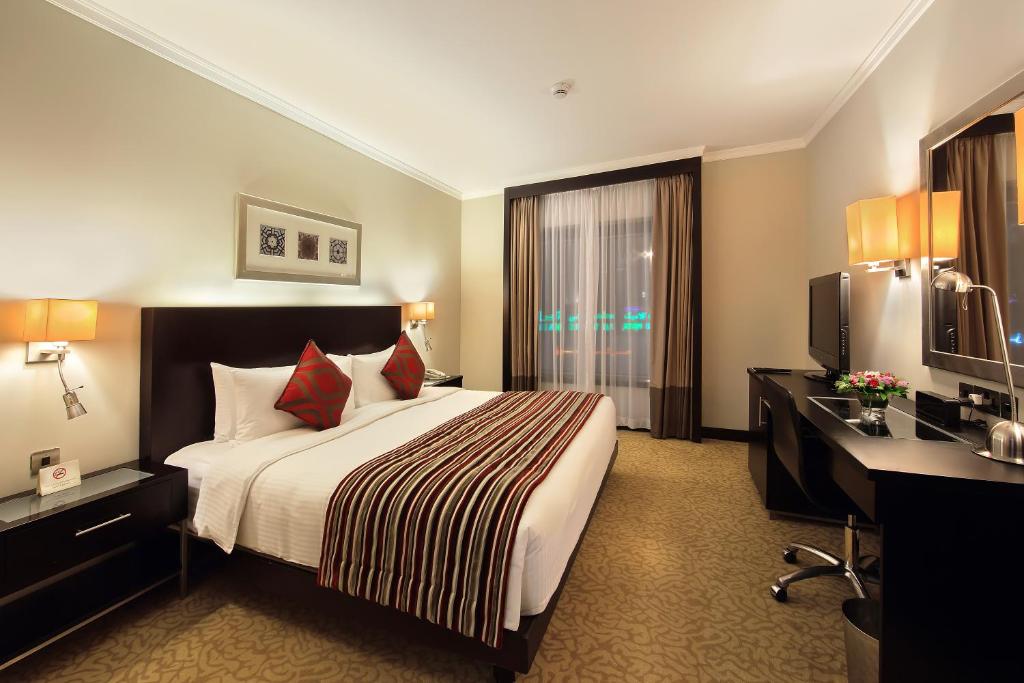 Ramada Plaza by Wyndham Dubai Deira - Resim 33