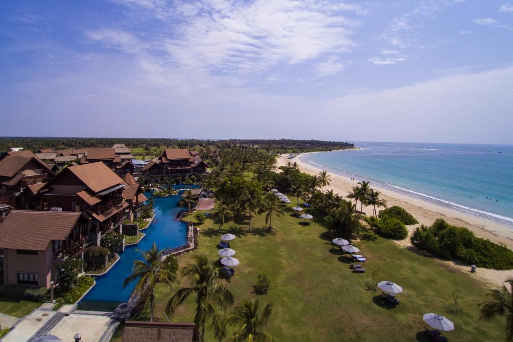 Een luchtfoto van Anantaya Resort and Spa Passikudah