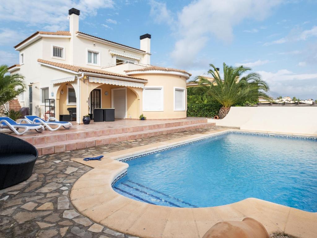 Lovely Villa with Private Swimming Pool in Valencia, Gata de ...