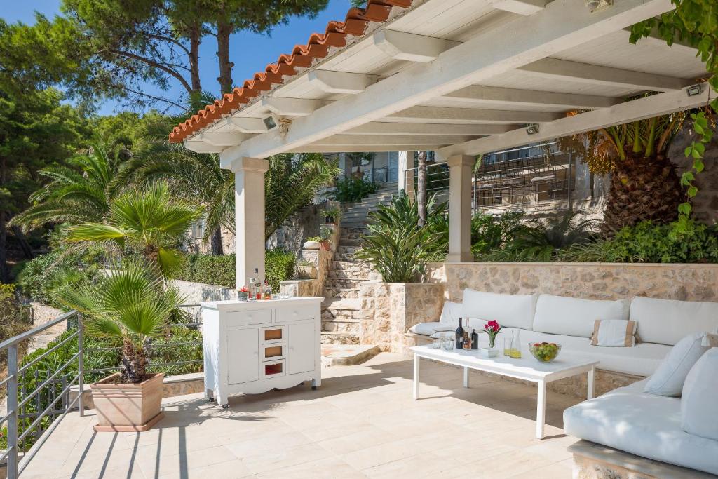 Posedenie v ubytovaní Villa Oceanus