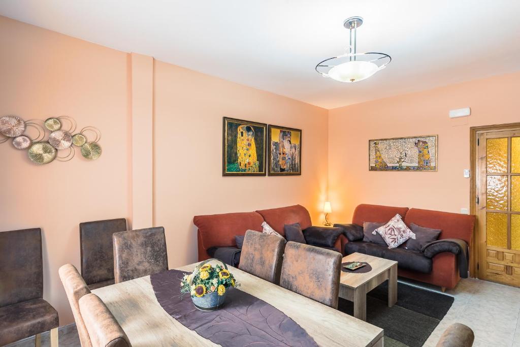 Posedenie v ubytovaní APARTAMENTOS TURISTICOS TURISToledo