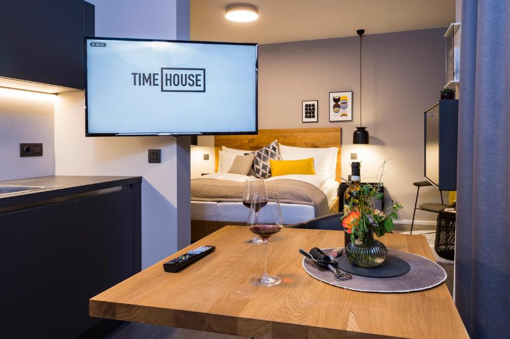Timehouse Serviced Apartments - 18