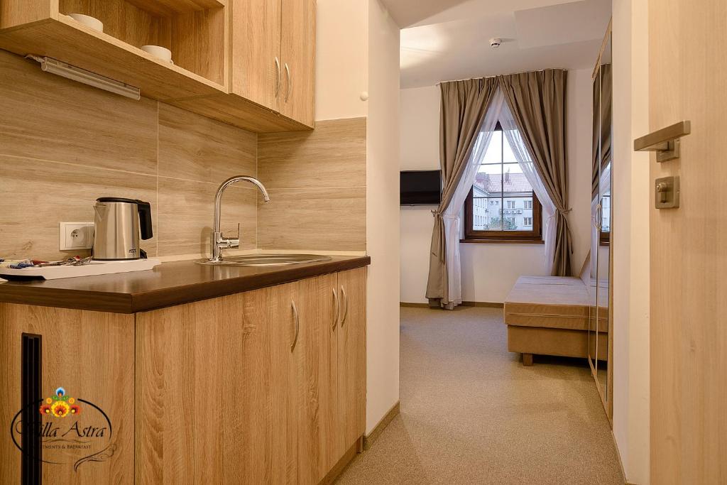 Villa Astra - Apartments & Restaurant - 16