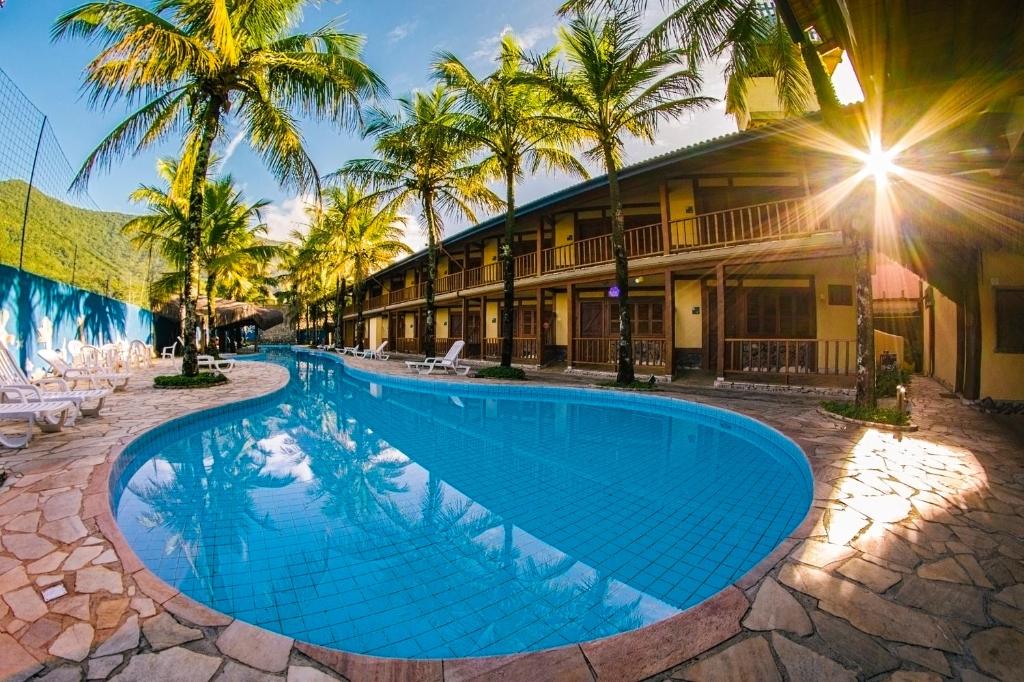 A piscina localizada em Pousada Tambayba ou nos arredores