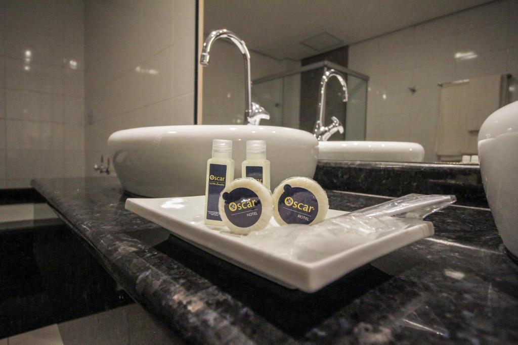  Oscar Hotel Executive