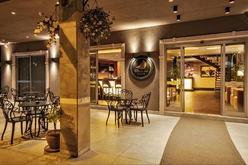 A restaurant or other place to eat at Hotel Marina Bay Göcek