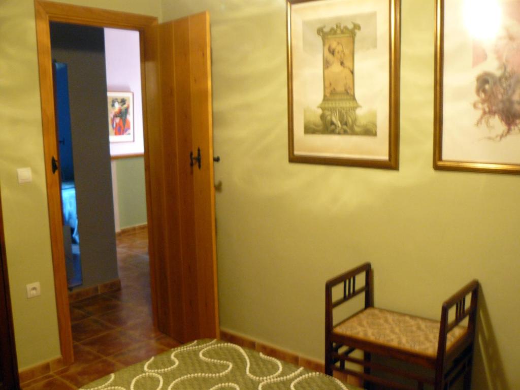 A seating area at Casa Rural Torre De Campos