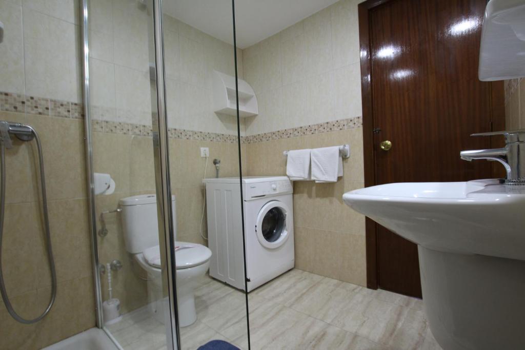 Koupelna v ubytování Apartamentos Tesy