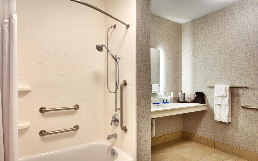 Holiday Inn Express El Paso I-10 East, an IHG Hotel - 