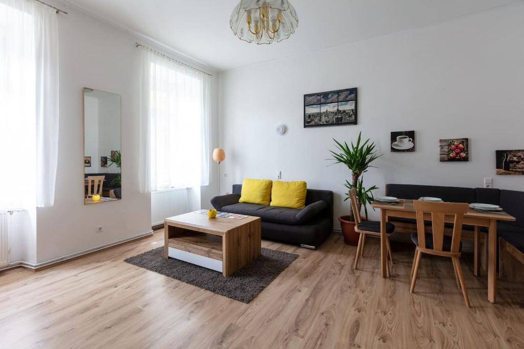 Fotografie z fotogalerie ubytování Sunny renovated Apartment close to downtown ve Vídni
