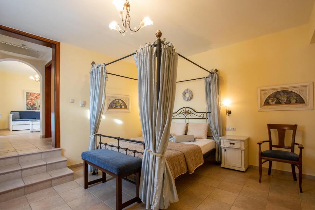 Postel nebo postele na pokoji v ubytování Plaza Beach Hotel