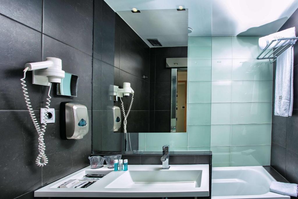 Best Western Plus Hotel Alfa Aeropuerto - Single Room With Single Bed