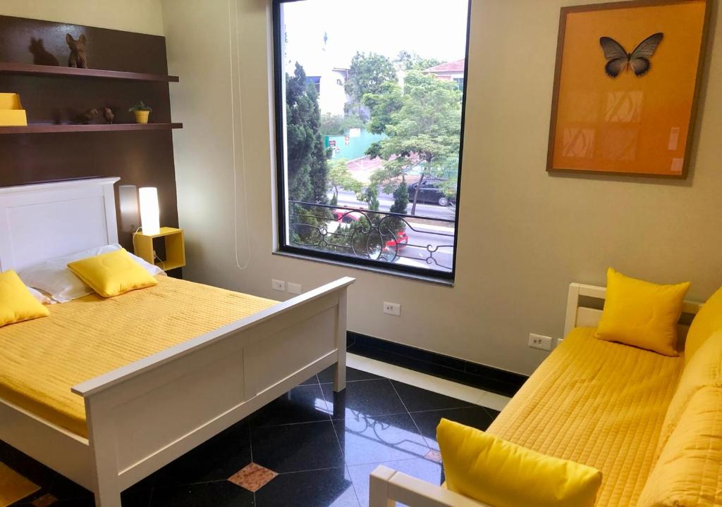  FM Hostel
