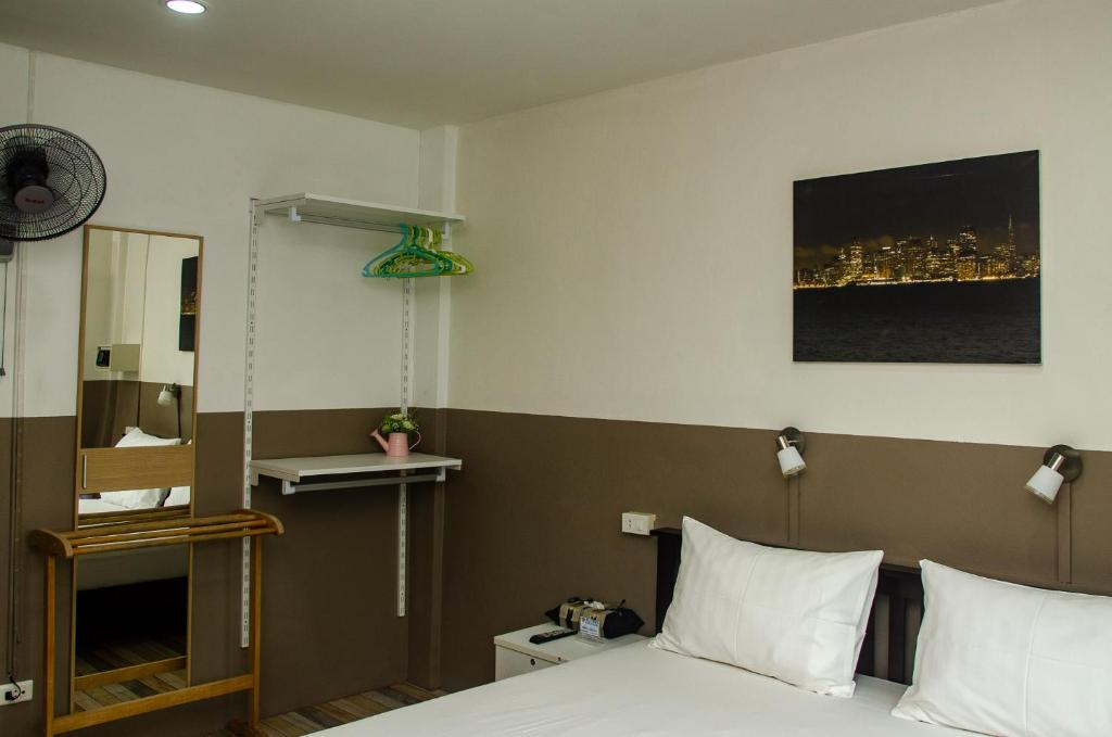 Postel nebo postele na pokoji v ubytování Allstar Guesthouse