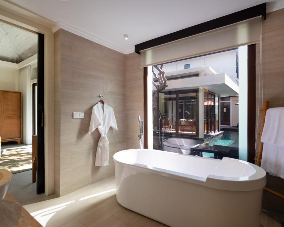 Avani Seminyak Bali Resort - 5