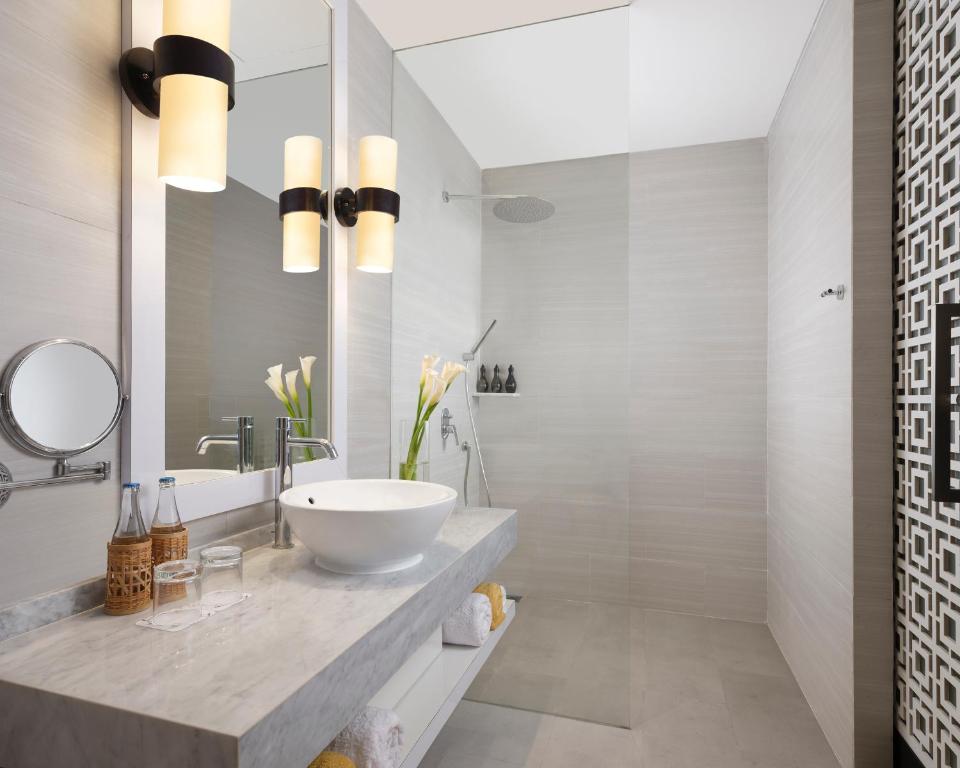 Avani Seminyak Bali Resort - 14