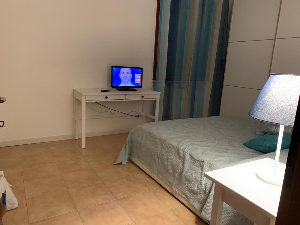 Łóżko lub łóżka w pokoju w obiekcie vicinissima ospedale Cisanello Casa Francesca